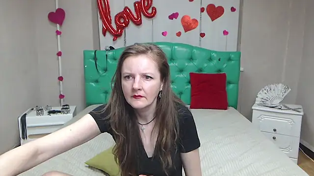 MeganPirsn Live XXX chat