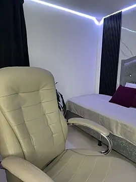 Онлайн чат XXX Lisabrown_23