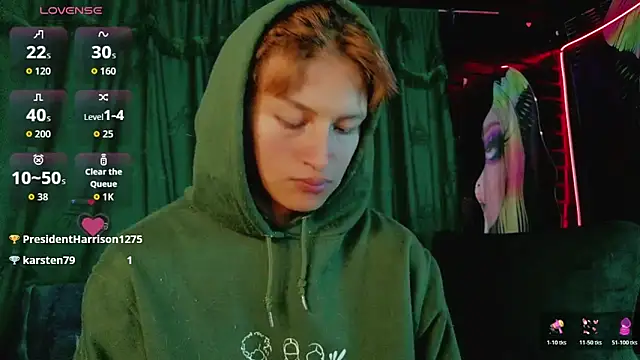 Show modela Summer_XO na web-kameri