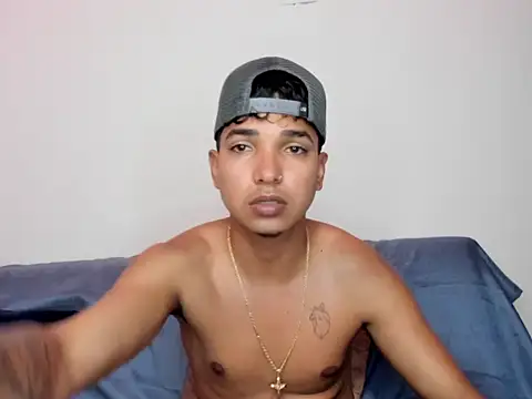 paulhot11 Webcamshow