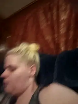 BadAssBitchMakayla Live XXX-Chat