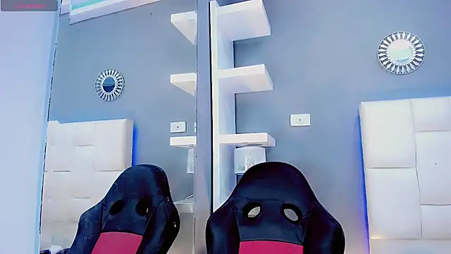 Kornylovee Show in webcam