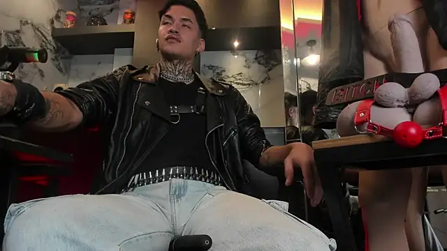 AlecBanne webkamerás műsora