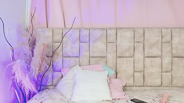 NanyMatrioska's Live XXX Chat