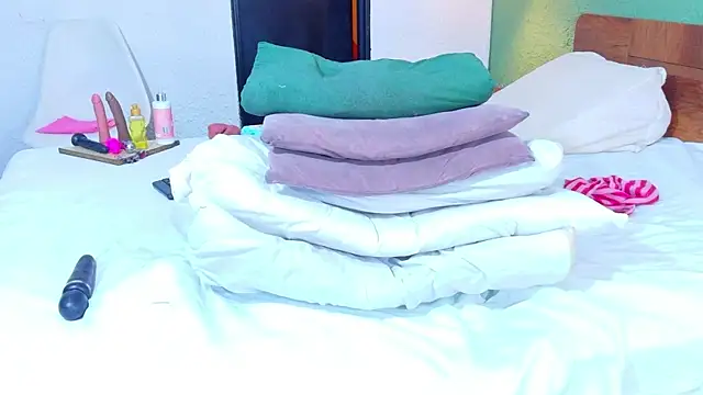 Chat +18 de dannaahbrown ao vivo