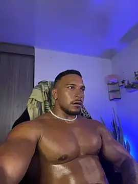 FreszX: вебкам- шоу