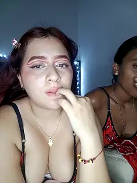 Pertunjukan Kamera Web Chloe_Sky_love