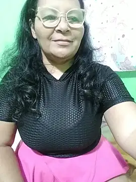 Amarantha25's Live XXX Chat