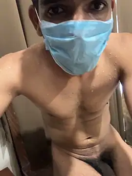 Pokazy przed kamerką – BadBoyTom78