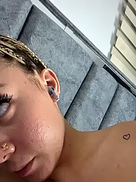 alaia_princess 라이브 XXX 채팅