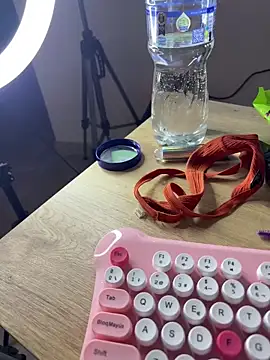 Miaa_love6969: απευθείας συνομιλία ΧΧΧ