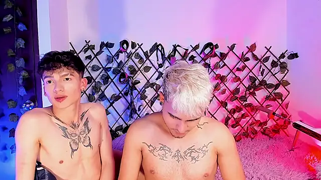 Chat XXX ao vivo de Axel_InkShade_