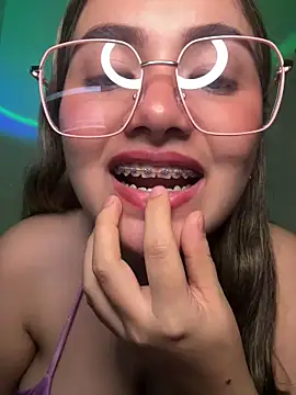 Czat XXX na żywo – Mia_seduccion