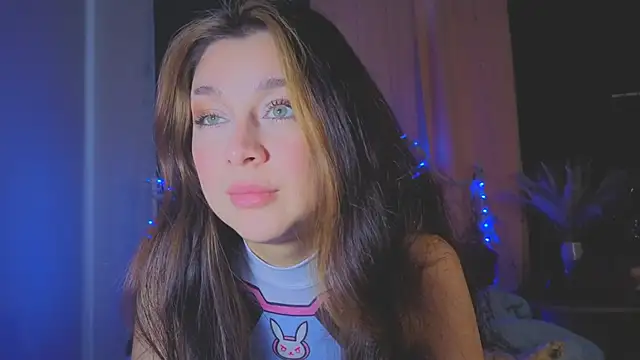 Funny_Bunny Adlı Modelin Canlı XXX Sohbeti