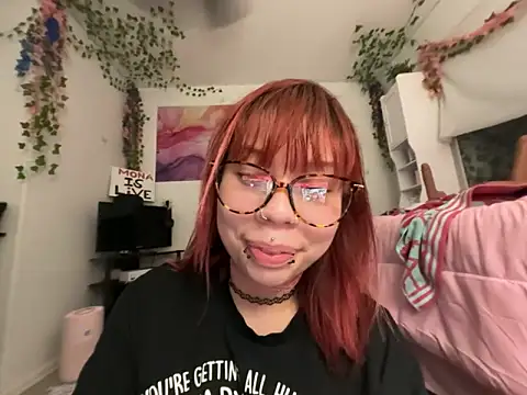 moan4mona – Live XXX-chat