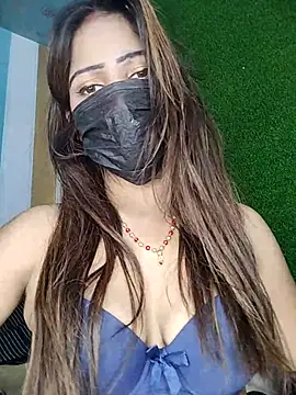 CUTI-NAINA Live XXX-Chat