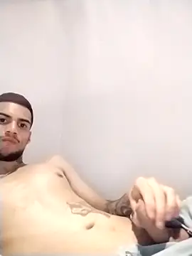 Caliente777666 ওয়েবক্যাম শো