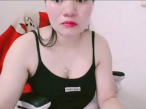 Suhynxx 现场XXX聊天