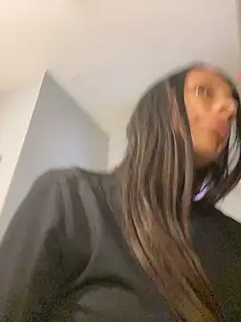 OrianaXclusive's Live XXX Chat