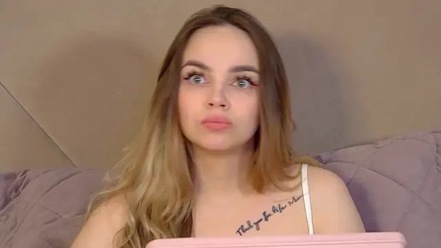 AnitaVenture: απευθείας συνομιλία ΧΧΧ