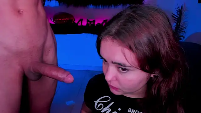 Shyfantasies' Live XXX Chat