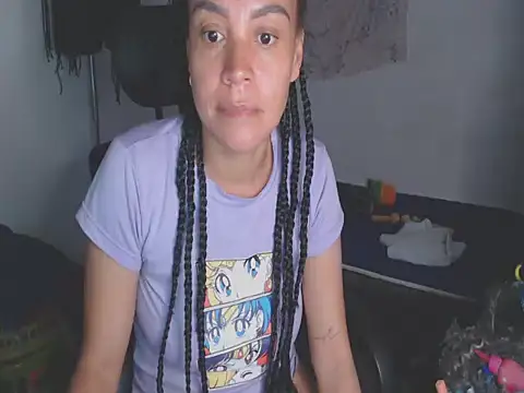 shayna_cute Adlı Modelin Canlı XXX Sohbeti