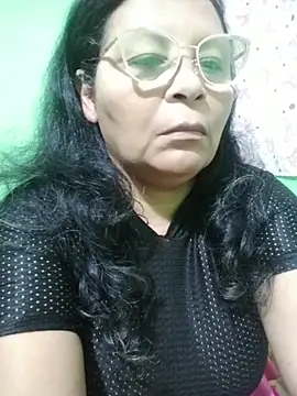 Amarantha25 Show in webcam