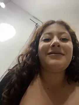 Amber_rosse_outdoors webkamerás műsora