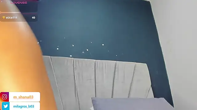 Chat +18 de Shana_03 ao vivo