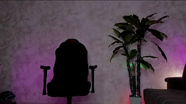 Emma7 即時 XXX 聊天