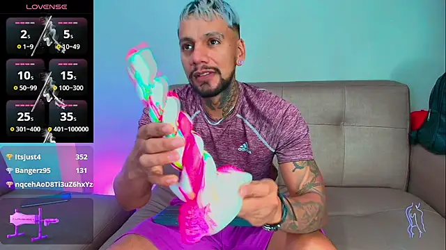 Valentiinoss Webcam Show