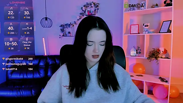 liana_kisses Adlı Modelin Canlı XXX Sohbeti