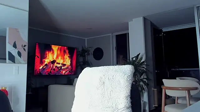 Show modela Valenthino_Salvatore na web-kameri