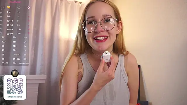 Pokazy przed kamerką – BeckiHoffer