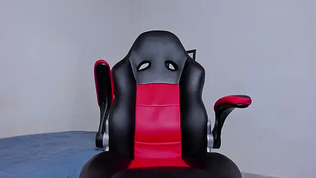 LuigiVitale_1 Live XXX-chat