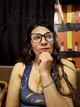 SKARLET_KOVA: απευθείας συνομιλία ΧΧΧ