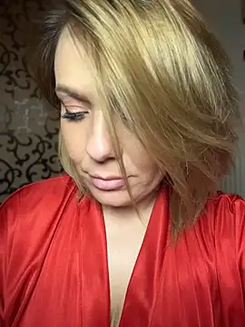 KrisKkiki Live XXX-Chat