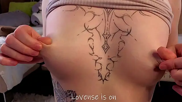 Chat +18 de LurleneRamo ao vivo