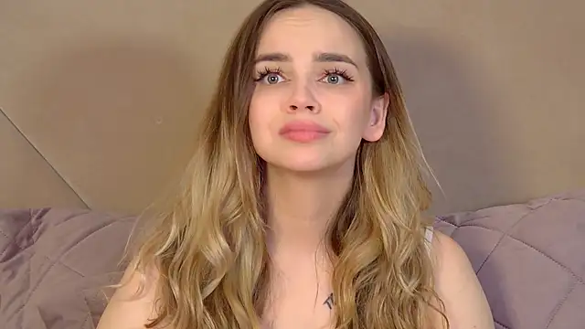 AnitaVenture Chat XXX live