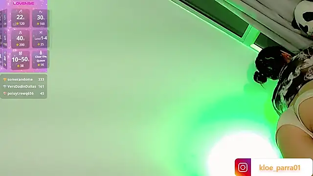 khloe_Gils: διαδικτυακό σόου στην κάμερα