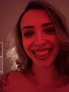 Tiny-Mimi's Live XXX Chat