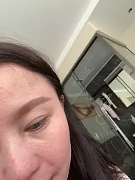 Krismil3のウェブカメラショー