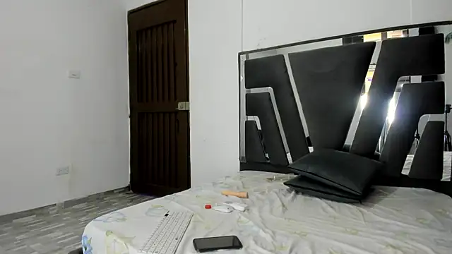 Sophiia88's Live XXX Chat