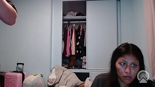 itsyafavgirll's Webcam Show