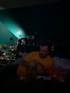 charactrzero Show Webcam