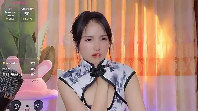 au-love 网络视讯表演