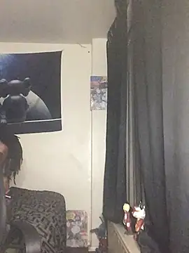 slimgod13 élő XXX-chatje