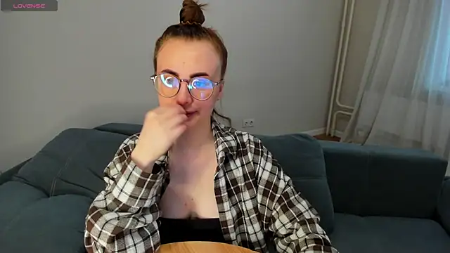 Chat +18 de MewStella ao vivo