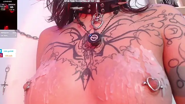 Chat +18 de mistress__lilith ao vivo