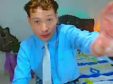 Chatroom XXX en direct de _Santi2